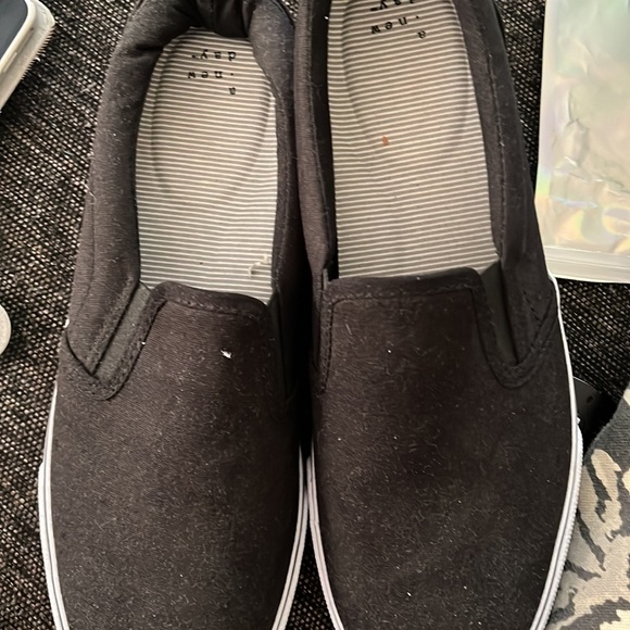 Black canvas shoes - Picture 2 of 2